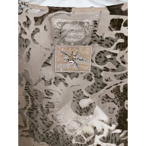 3554)Dream Keeper Collection Beige Velvet Embellished 3/4 Sleeve Blouse Plus 3X - Picture 7 of 10